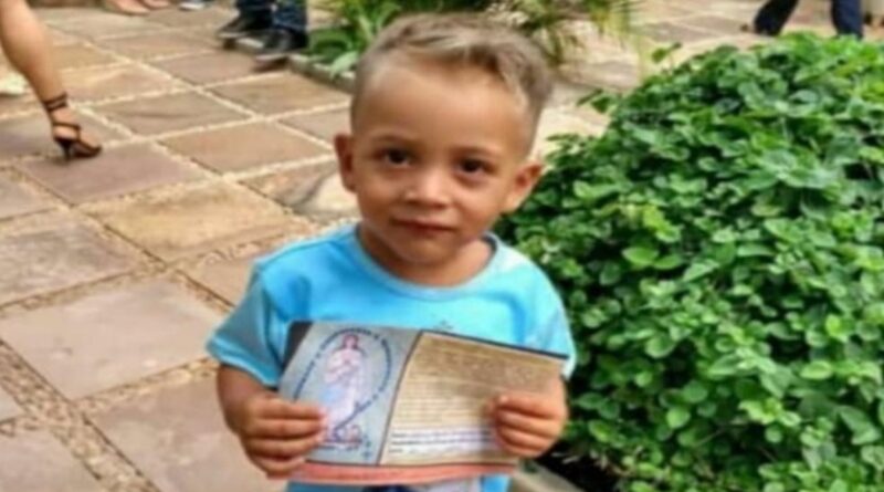 Menino de cinco anos morre afogado em piscina no Norte do Piauí