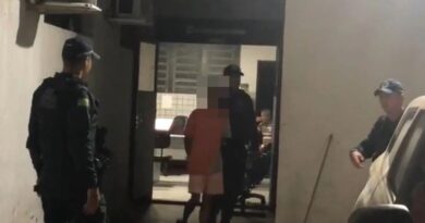 Adolescente é apreendido armado após sequência de assaltos em Nazária