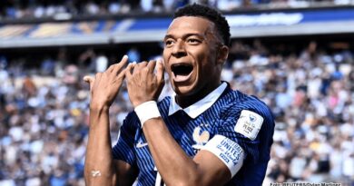 Mbappé marca dois, França supera Senegal e estreia com vitória na Copa
