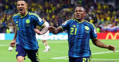 Colômbia toma susto, mas se recupera e vence o Uzbequistão na estreia na Copa