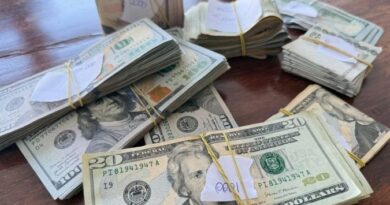 PF encontra US$ 34 mil em espécie na casa de deputada em Boa Vista