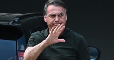 Boletim de Bolsonaro cita quadro de soluços acima da média