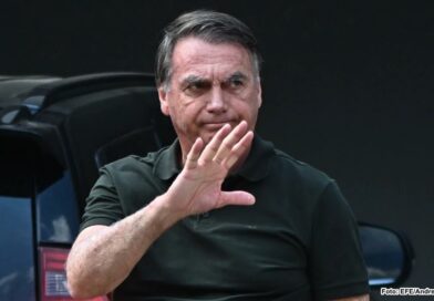 Boletim de Bolsonaro cita quadro de soluços acima da média
