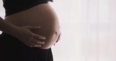 Brasil registra 450 partos por dia entre meninas de até 17 anos