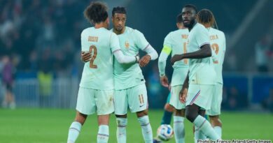 França vence amistoso contra a Irlanda do Norte com hat-trick de Olise