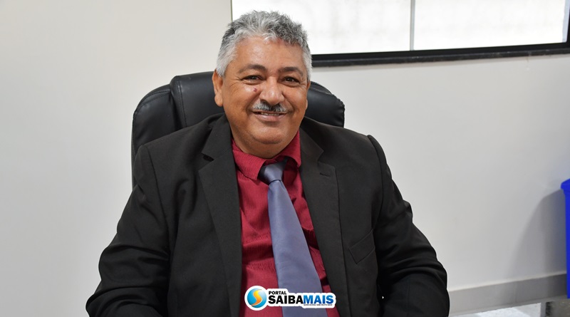 Vereador Chico Antão tem requerimento aprovado para construção de 1.000 metros de calçamento no pátio da igreja do Povoado Uberlândia em Geminiano