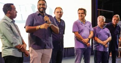 Joel Rodrigues, Jeová Alencar e Ciro Nogueira reúnem apoiadores em encontro político em Teresina