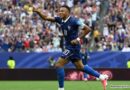 França domina Suécia com show de Mbappé e vai às oitavas da Copa do Mundo