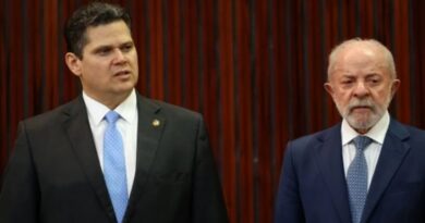 Lula e Alcolumbre não se falam mesmo com ameaça de greve