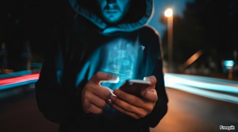 Teresina melhora no ranking, mas segue entre as 10 cidades com mais roubos e furtos de celular do país, diz Anuário